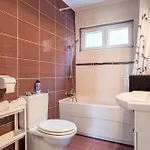 Wish - Two Bedrooms With 2 Ac Renewed Pag Town